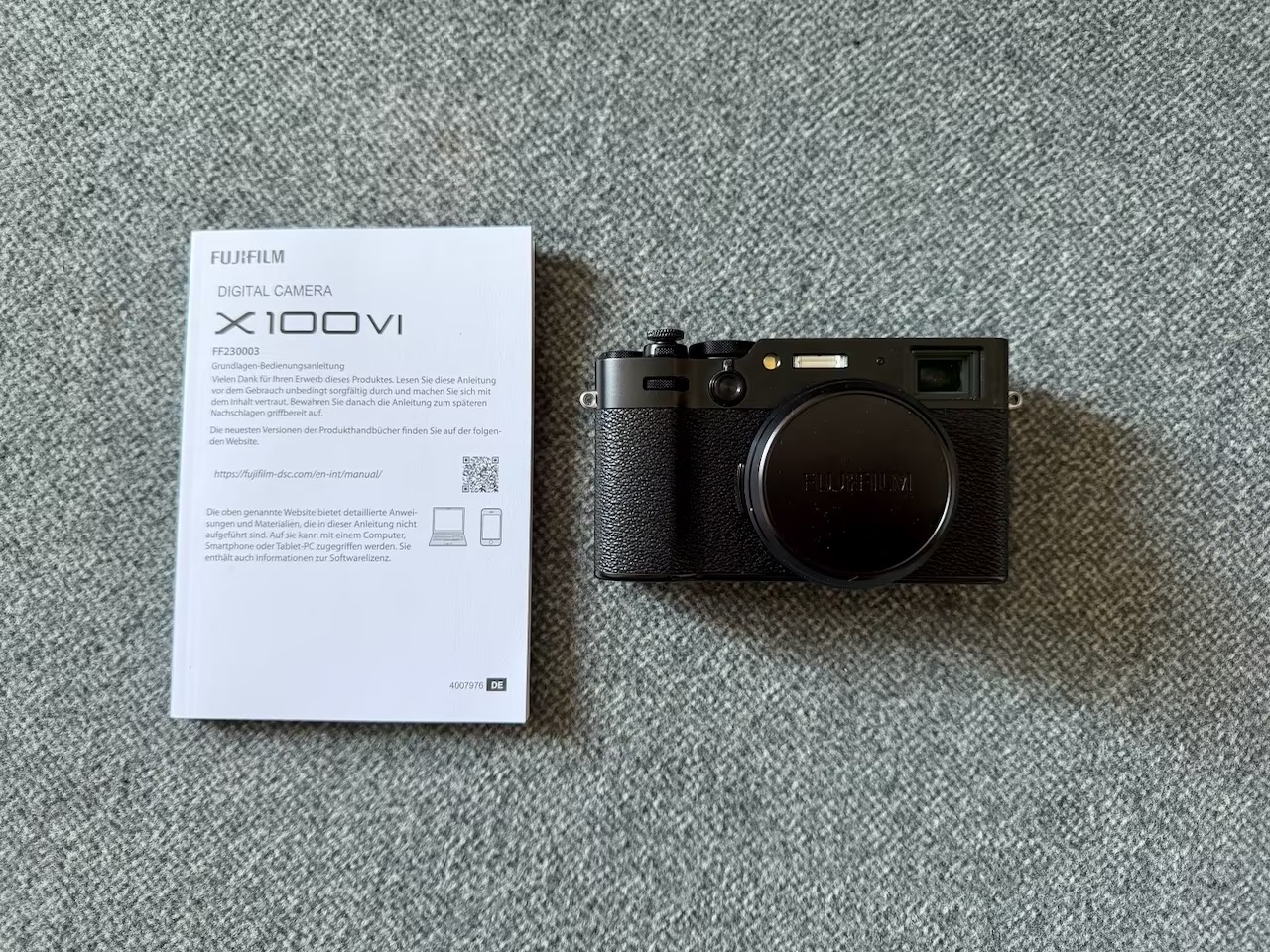  FUJIFILM X100 VI, black, very good condition
